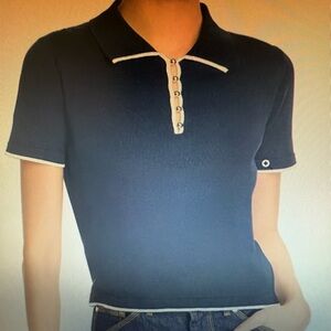 Frame Cream Top with Gold Accents